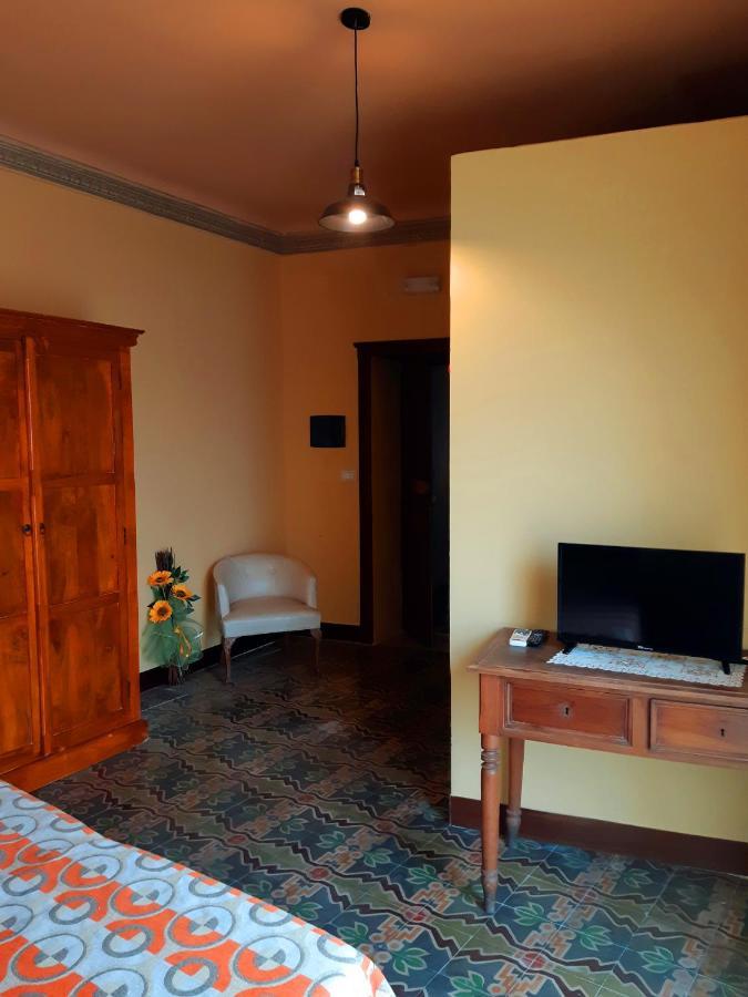 Antico Palazzo Affitti Brevi Bed and Breakfast Piazza Armerina Buitenkant foto